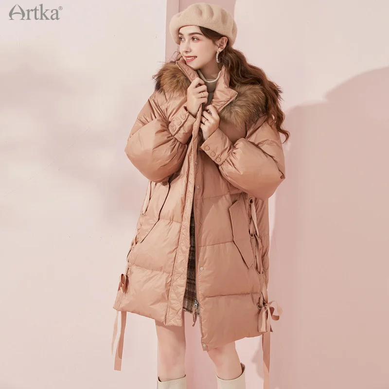 

ARTKA 2021 Winter New Women Down Coat 4 Colors Elegant 90% White Duck Down Coat Raccoon Fur Hooded Midi Warm Outerwear ZK15085D