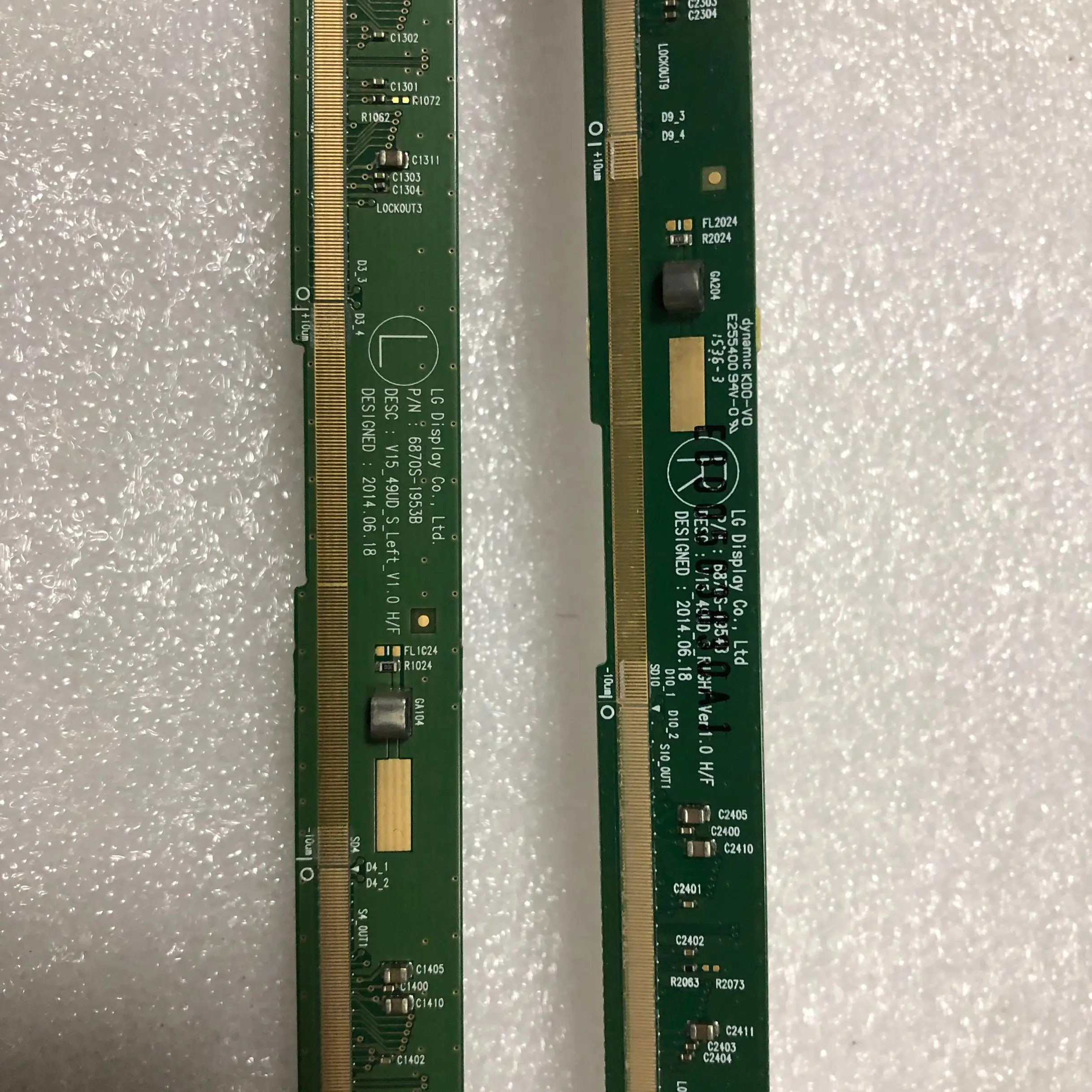 2pcs/lote Good quality 6870S-1953B 6870S-1954B V15_49UD spot