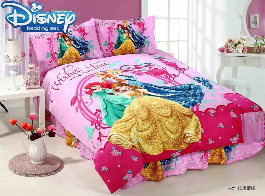 Комплект детского постельного белья из 3 предметов с пододеяльником и