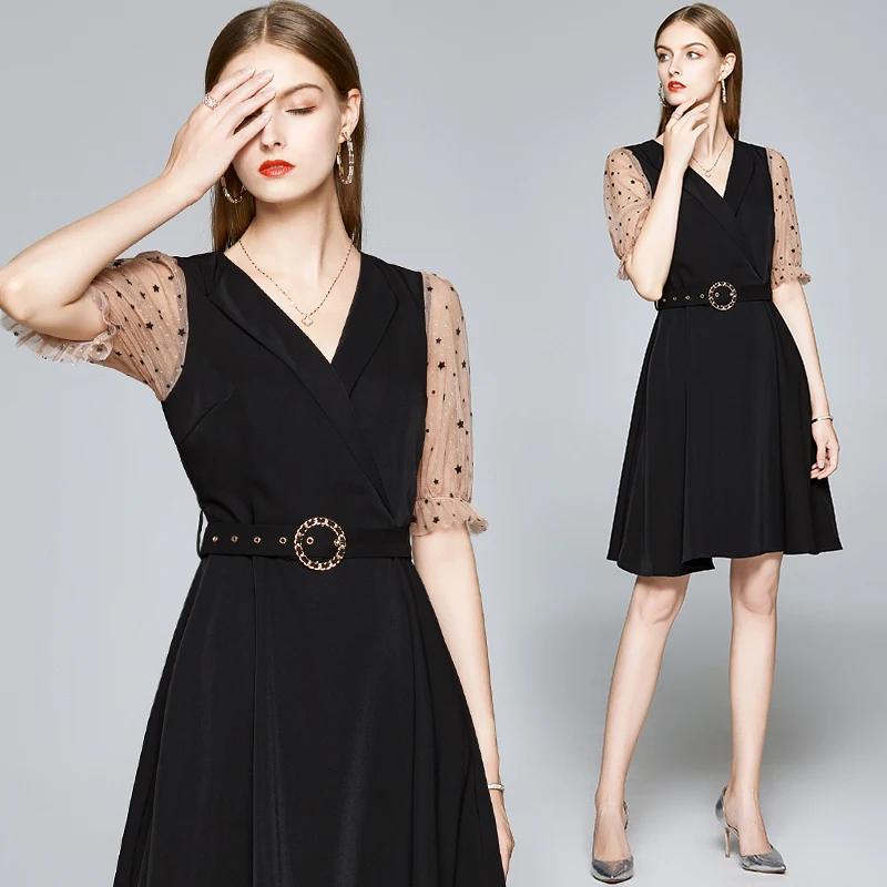 

Юбка трапециевидная с коротким рукавом и V-образным вырезом