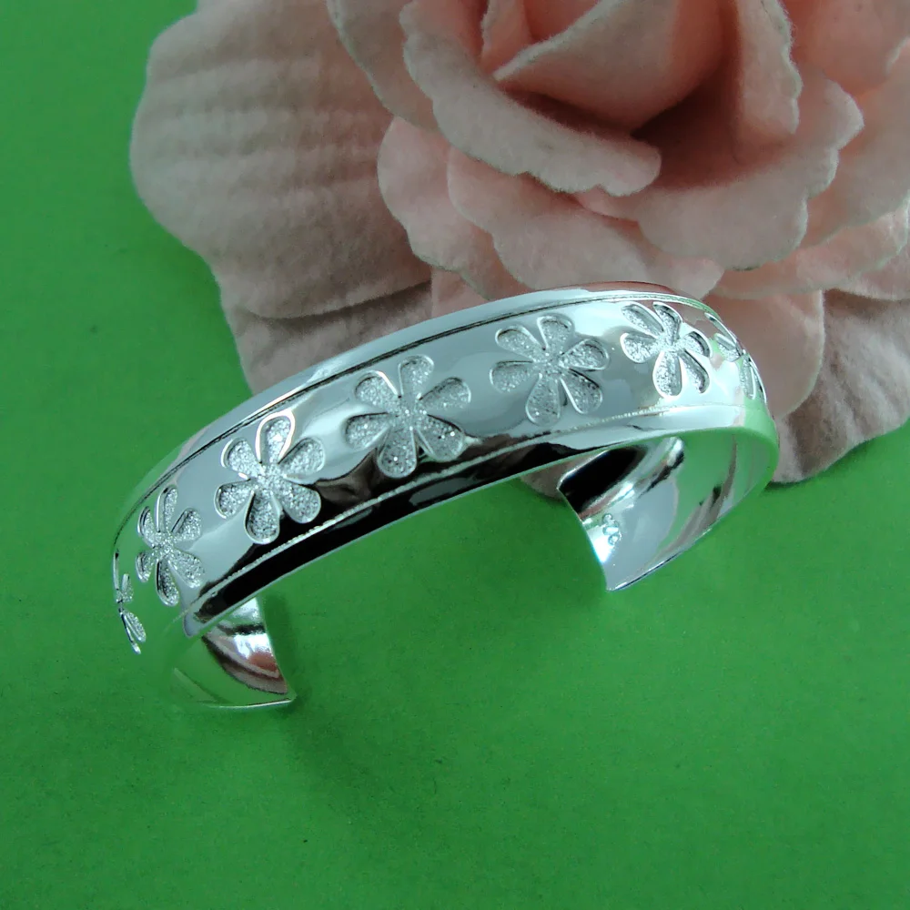 

Hot New Solid 925 silver lady jewelry Opening Bracelet Fashion silver Color flower Bracelets for Women Charm Party Jewelry
