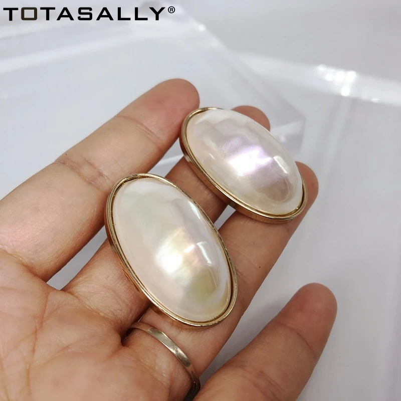 

TOTASALLY New Big Earrings for Women Fashion Retro Simulated Oval Pearl Stud Earrings Lady Statement Earring Gifts Dropship