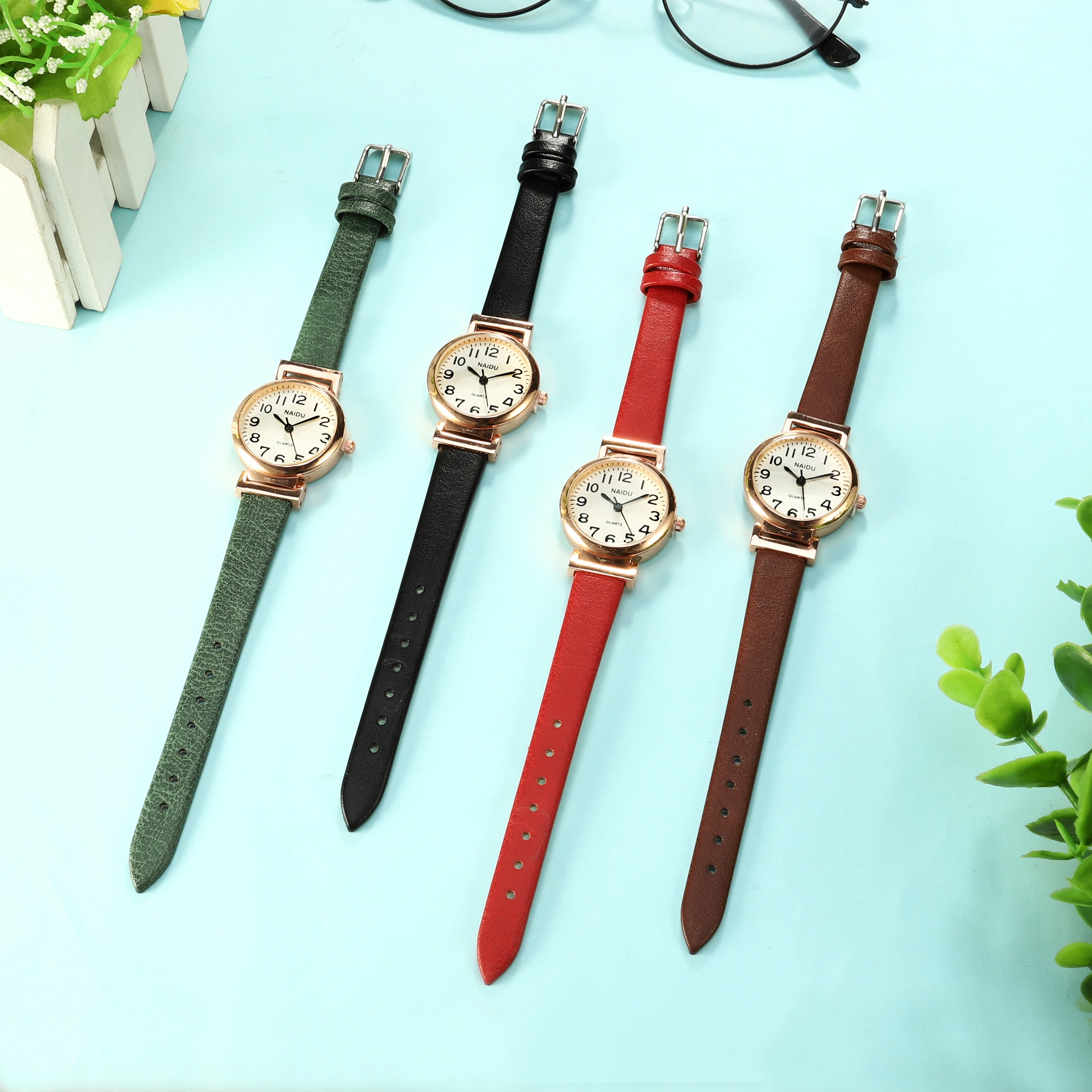 

Women's watches Simple Small Dial Fashion Luxury Brand Quartz Female Clock Retro Watches Vintage Leather Ladies Wristwatch 2021