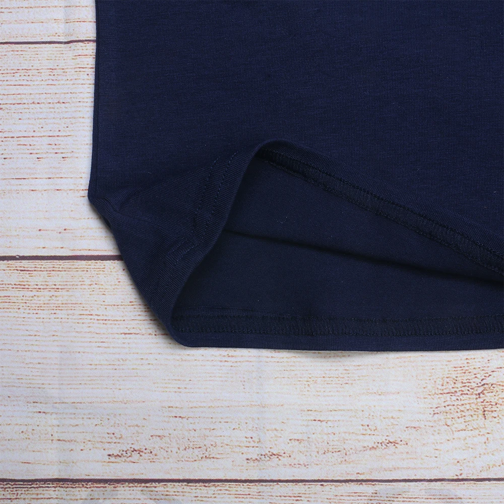 Ropa de verano para ni&ntilde;os, Top de manga corta azul marino y pantalones cortos a cuadros negros, patr&oacute;n bordado de tres cangrejos-5