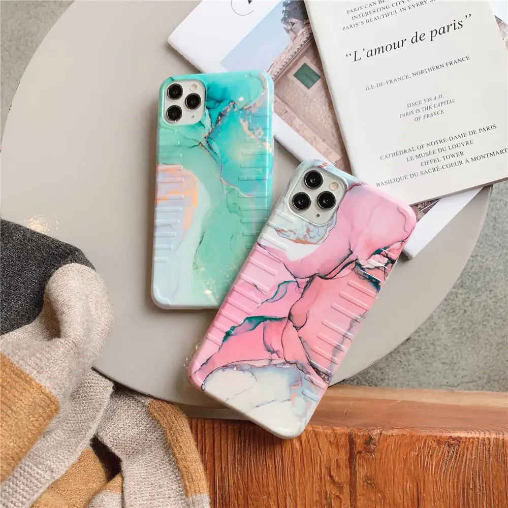 Противоударный бампер градиентный разноцветный зеленый розовый мраморный чехол