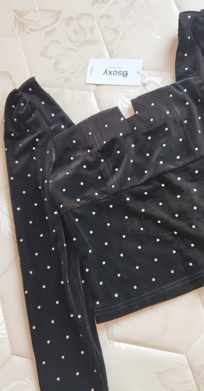 

Brand Designer Women's Black Top and Blouse 2021 Sexy Vintage Square collare Long Sleeve Diamonds Beaded Short Velvet Shirt