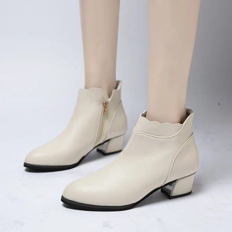 

Fashion Woman Ankle Boots High Quality Black Leather Handmade Autumn Winter Boots Side Zip 4.5CM Heels Boots Woman Zapatos