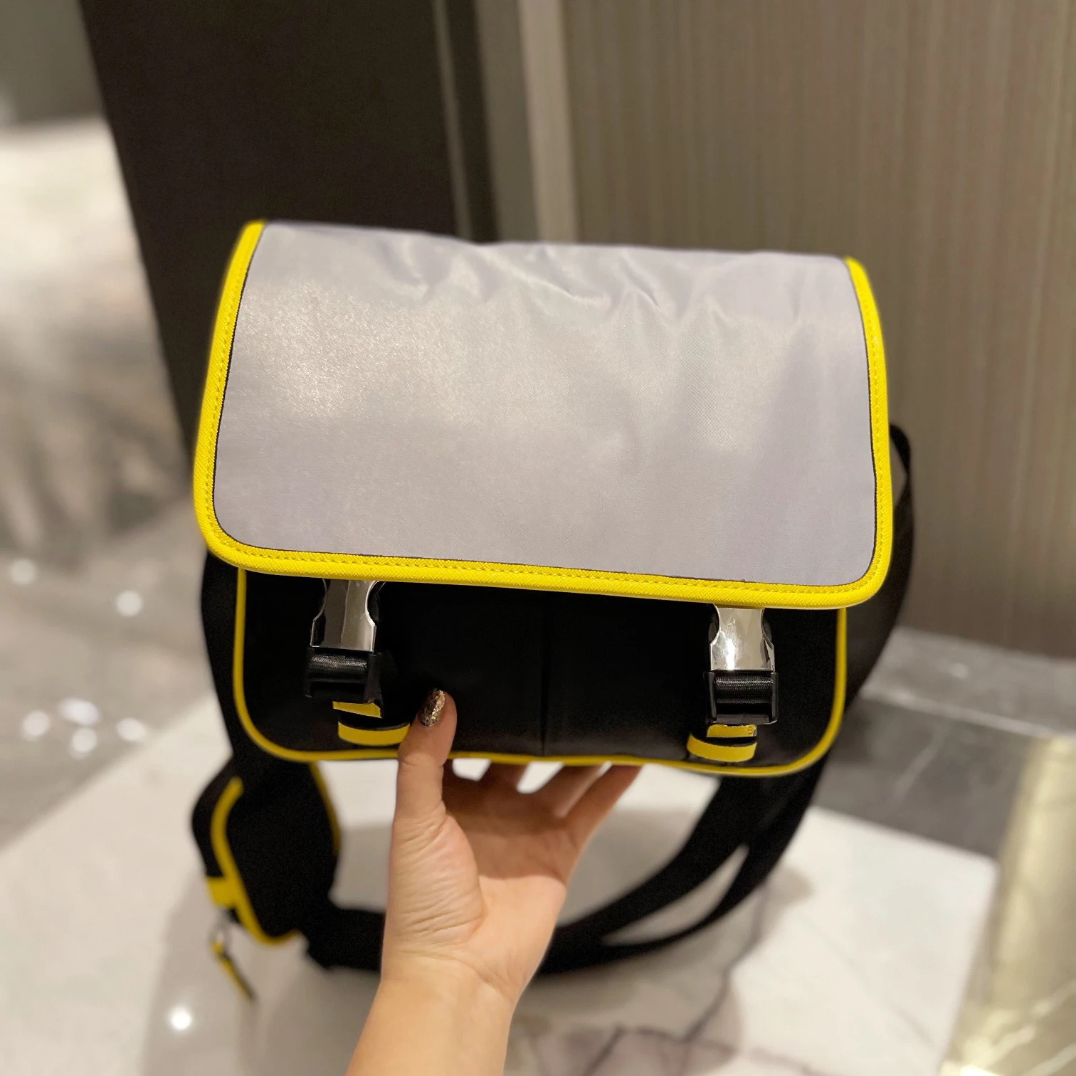 

Нейлоновая сумка-мессенджер для мужчин, модная Вместительная деловая сумка известного бренда, водонепроницаемая сумка на плечо с клапаном