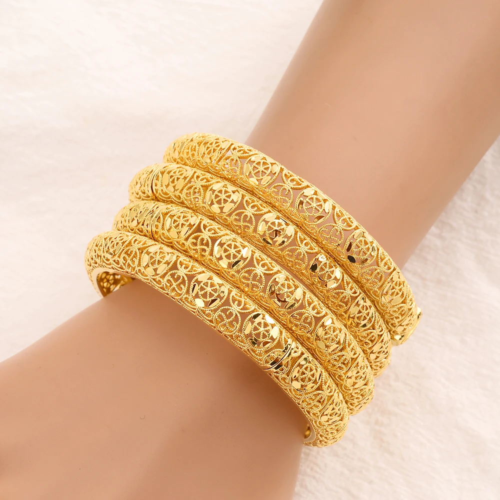 

Gold Silver Jewelry Wholesale European Fashion Fine Woman Girl Party Birthday Wedding Gift Geometric Hollow 24KT Gold Bangle