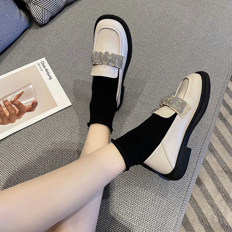 

2021 spring and autumn new simple casual rhinestone ladies flat shoes round toe low-heel comfortable single shoes