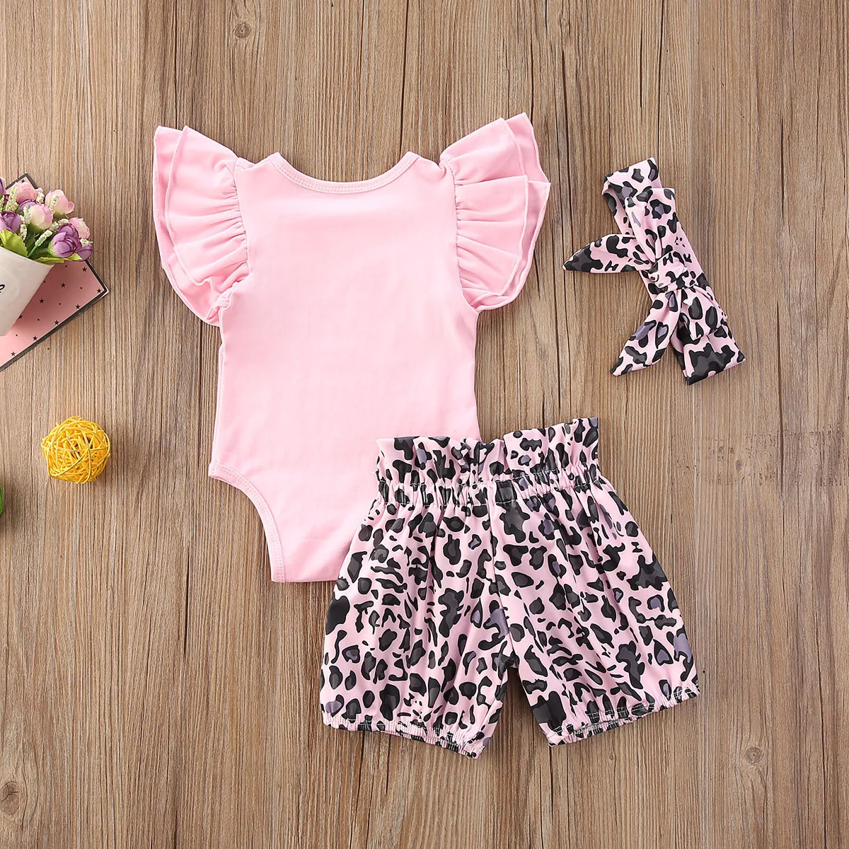 

0-18M Summer Toddler Baby Girl Clothes Short Sleeve Romper+Leopard Shorts+Headband Outfits 3PCS Letter Baby Girl Clothing Set