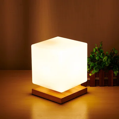 Goedkoop Moderne Eenvoudige Echt Hout Led Bureaulamp Studie Kantoor Leeslamp Kubus Suiker Glas Verstelbare Tafellamp Voor Slaapkamer WF1026