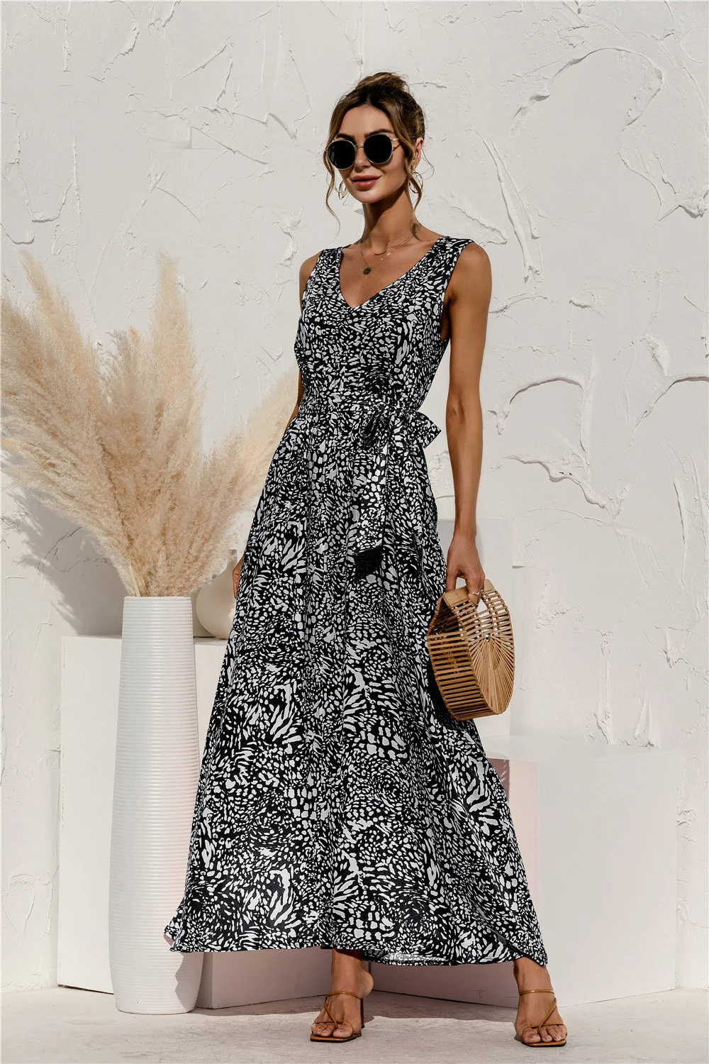

Sundresses Women sleeveless High Waist Floral Printed Dress V-neck Beach Summer Tunic Long Dresses Backless Sexy Vestidos 2021