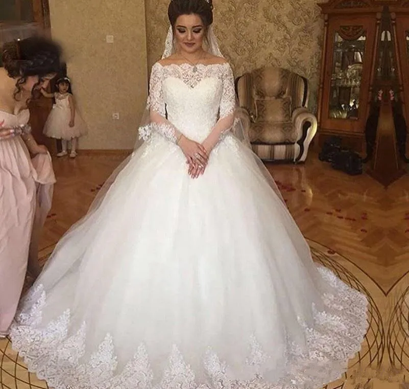 

Saudi Arabic Dubai Long Sleeves Lace Ball Gown Wedding Dresses 2021 Appliques Off Shoulder Sweep Train Tulle Wedding Bridal Gown