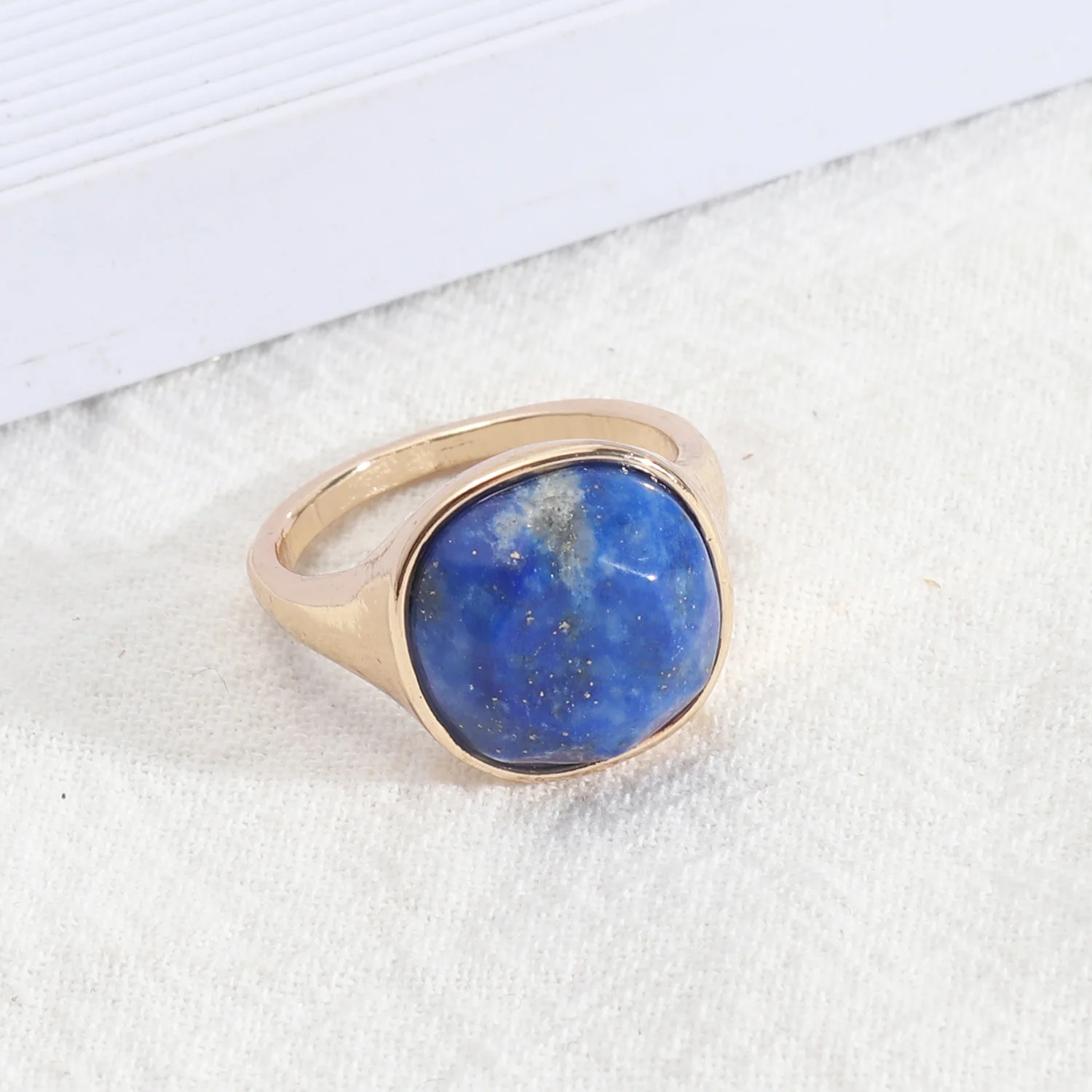 Граненые Квадратные Кольца из натурального камня классические изумрудные