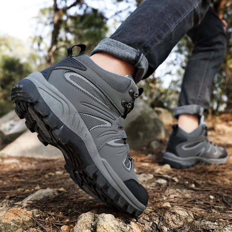 

Waterproof Men Hiking Shoes Non-slip Rubber Sneakers Hiking Boots Men Outdoor Sport Shoes Large Size 39-46