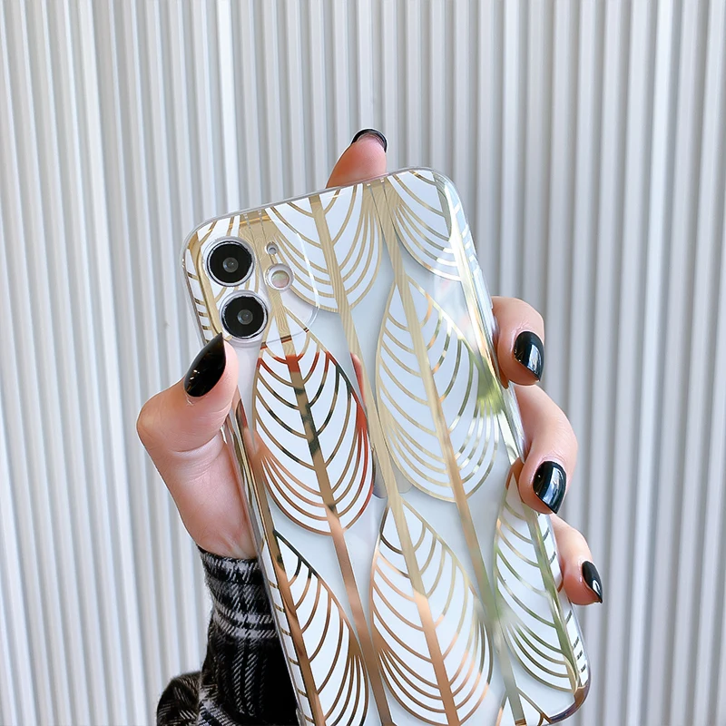

Leave Plating Shockproof Case For iPhone 12 11 Pro MAX X XR XS Phone Case 7 8 Plus SE 2020 Soft Luxury TPU Cover