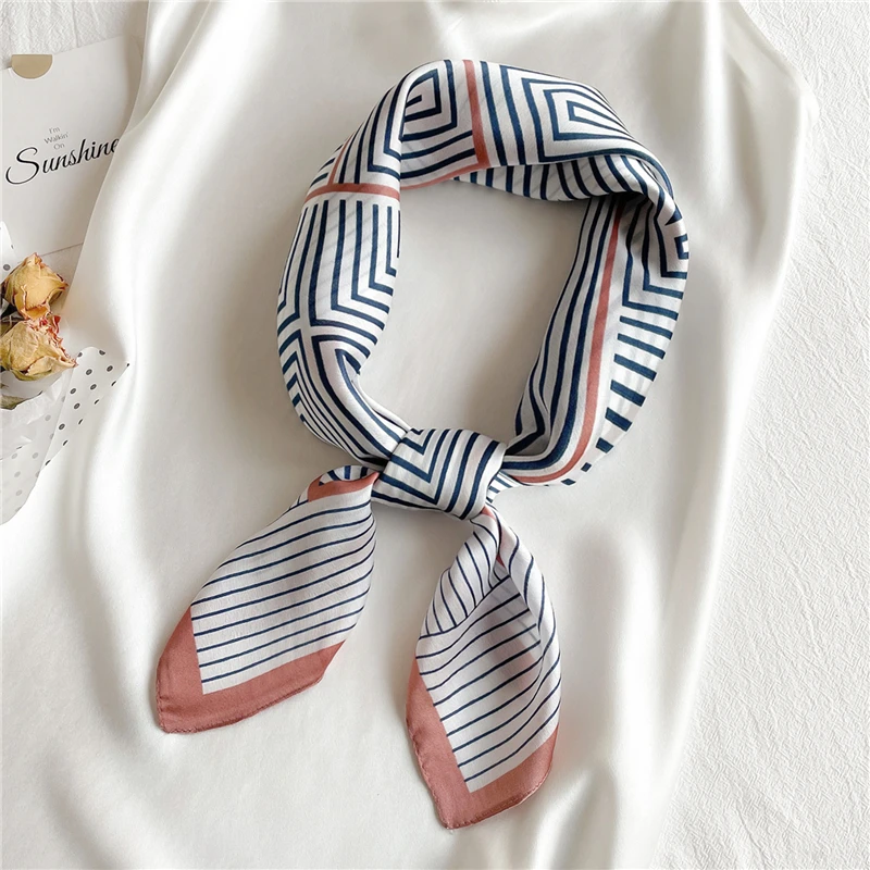 

2022 Lady Scarf Silk Square Bandana Hairband Shawl and Wraps Female Foulard Print Hijab Fashion Women Head Band Neckerchief New