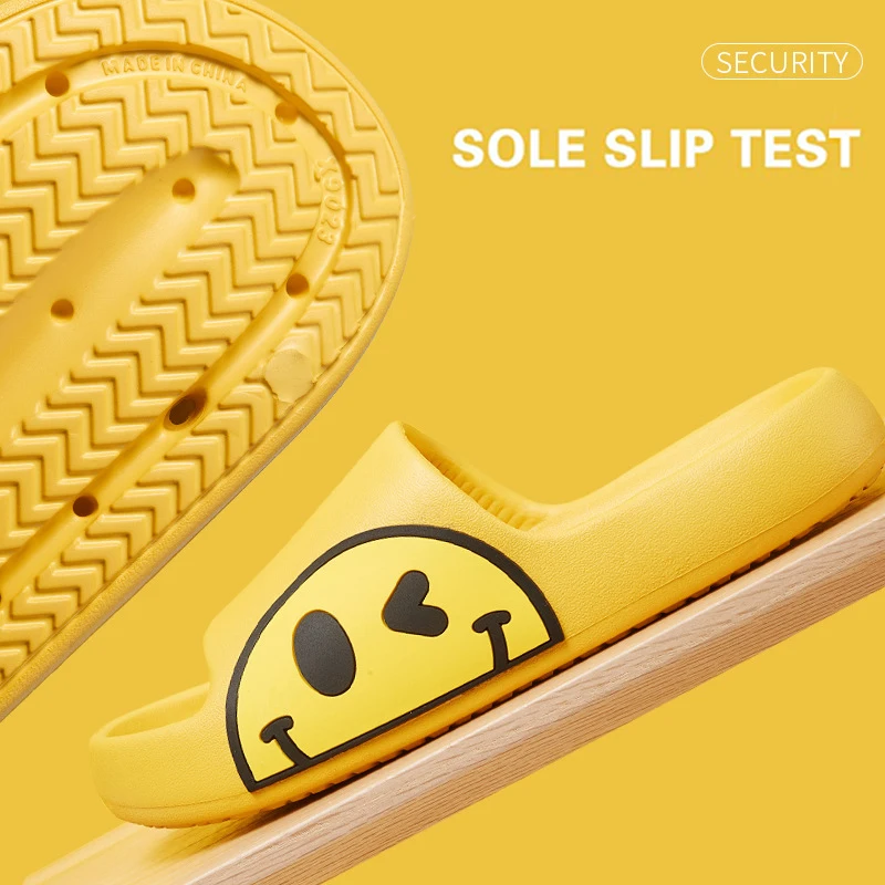 

Outdoor Men Slippers Non-slip Flat Flip Flops Couple Smile Beach Sandals Summer Shoes for Women Platform Indoor Bathroom Slides