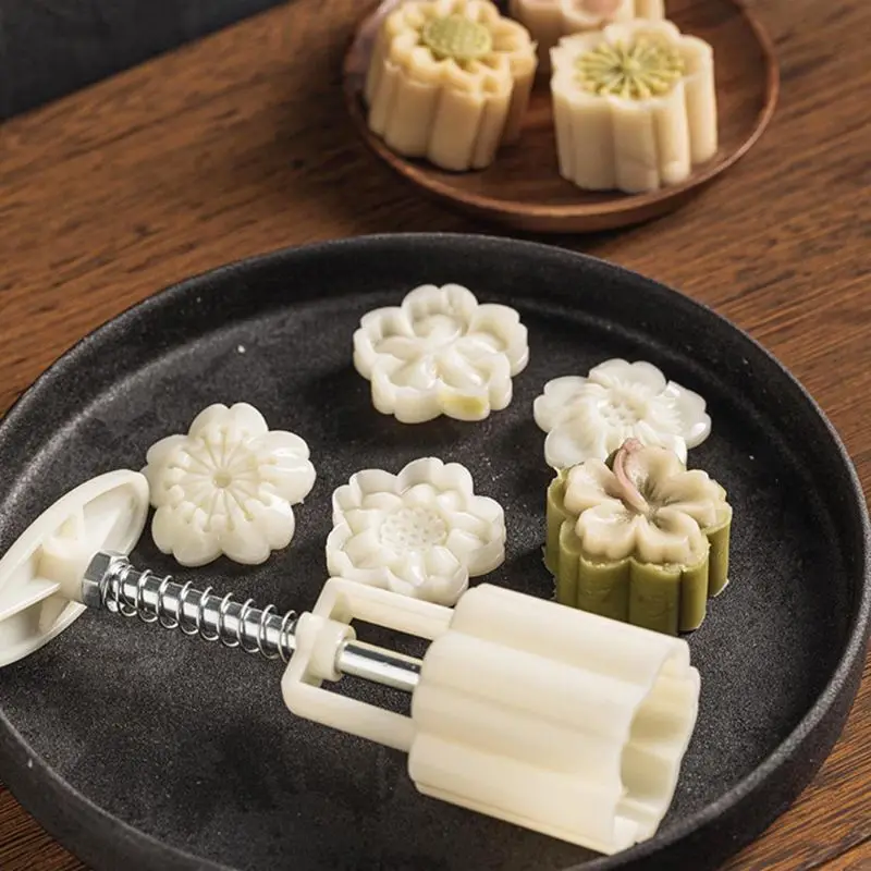 

2021 New 50g Mooncake Mold 4pcs Hibiscus Cherry Stamps Hand Press Moon Cake Pastry Mould