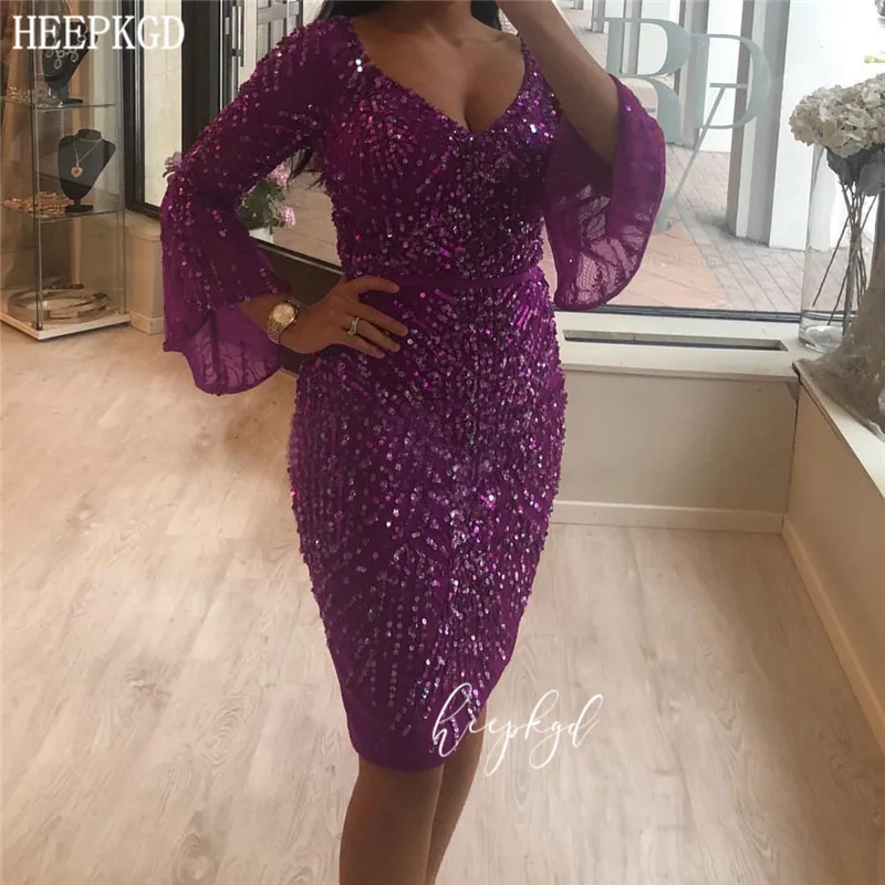 

Luxury Green Short Saudi Arabic Evening Dress V Neck Long Sleeves Glitter Crystals Dubai Prom Gowns Sheath Knee Length Customize