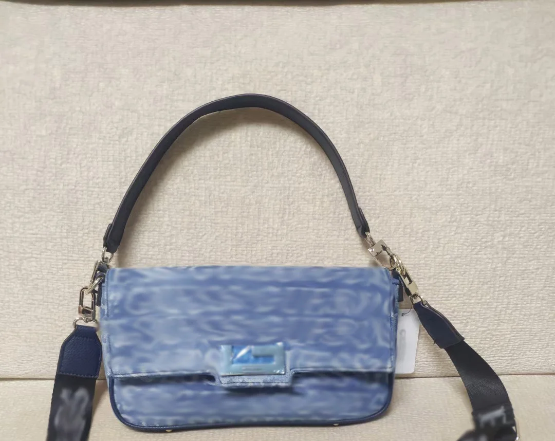 

2021 Classic Designer Women's Bag Matching Color Leather Shoulder Bag Armpit Bag Sexy Letter Bag