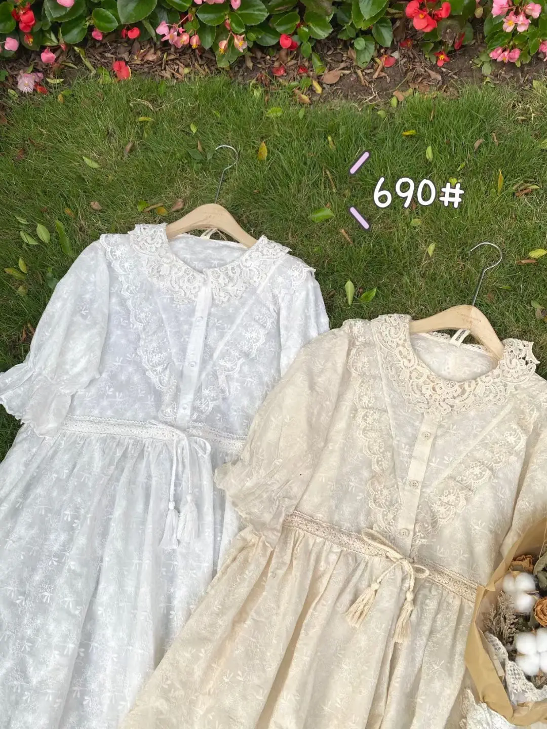 

new spring 2021 fashion women dress fresh embroidery collar dress drasting waist short sleeve loose dress