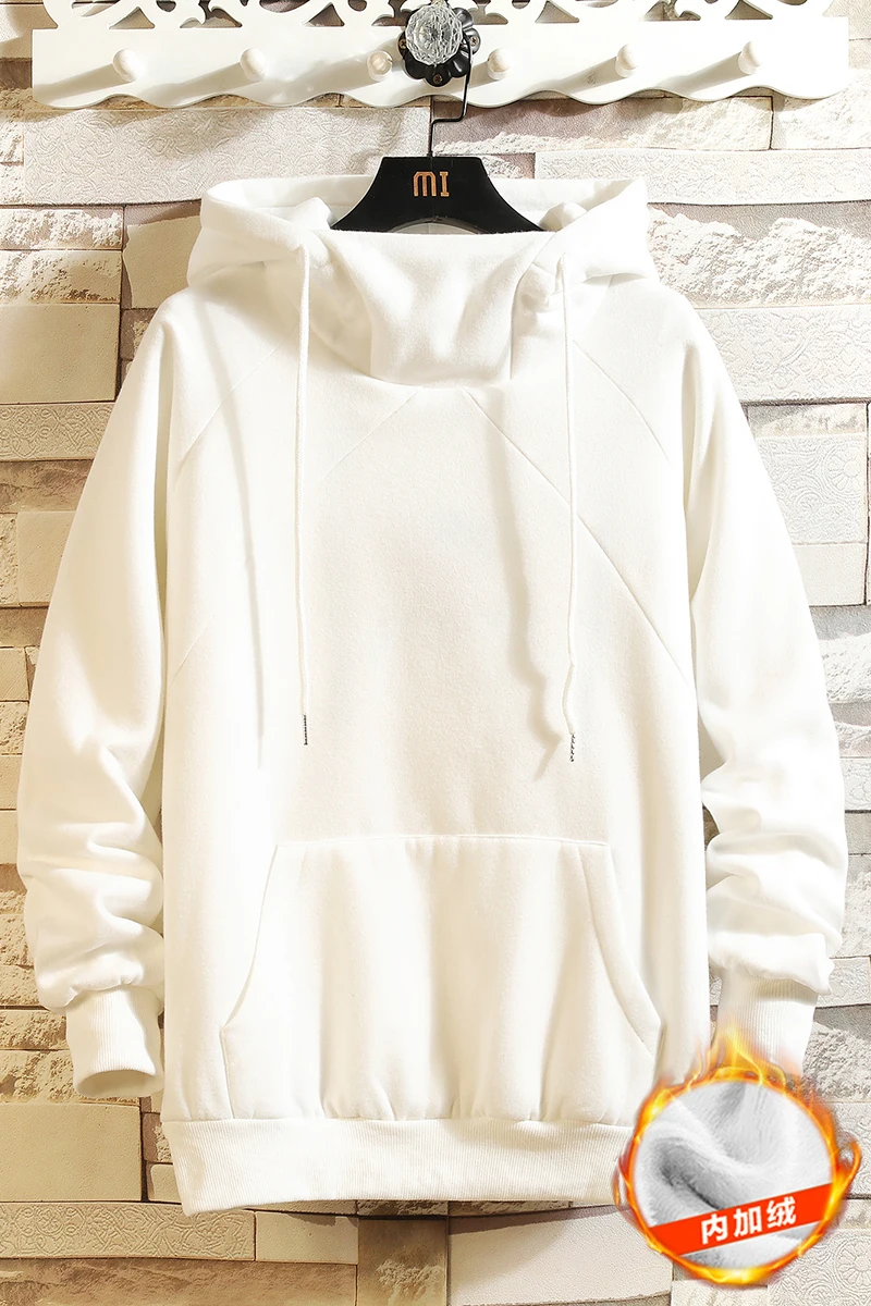

Hoodies & Sweatshirts