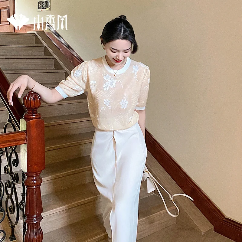 

Женская летняя рубашка с мелким запахом, новинка 2021, темпераментный Топ для пожилых, жаккардовая рубашка с коротким рукавом, трикотажная ру...