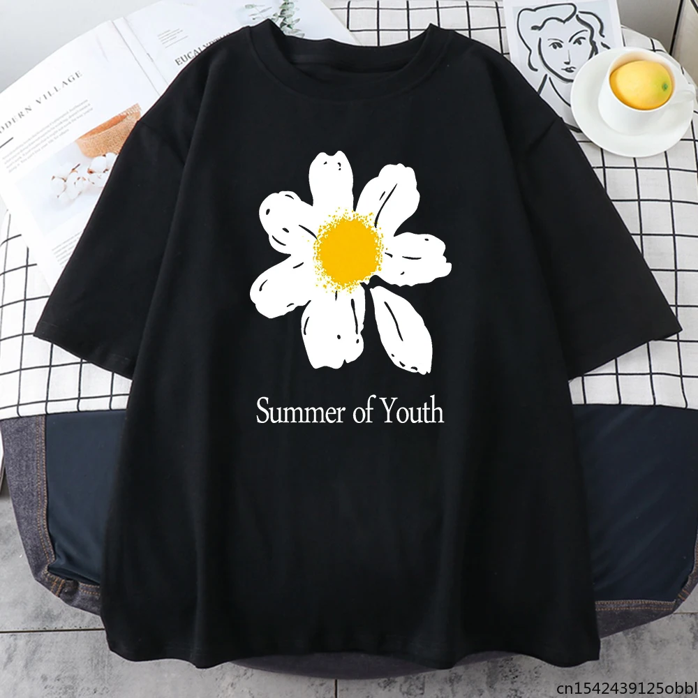

Small White Daisies Printing Women T Shirts Casual Crewneck Clothing Oversized Vintage Summer Breathable