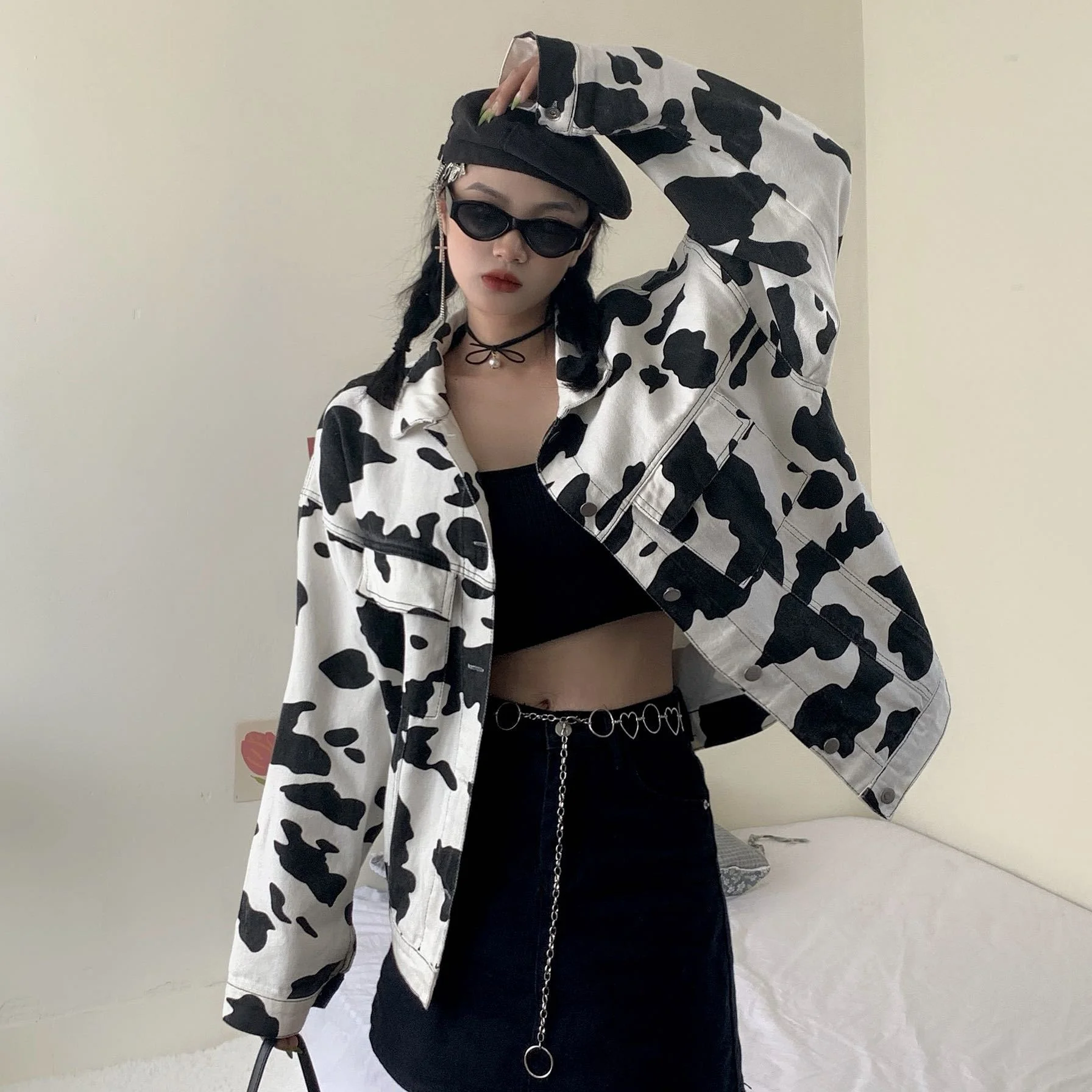 

loose 2020 autumn casual new women's cow flower ins Denim Long sleeve coat