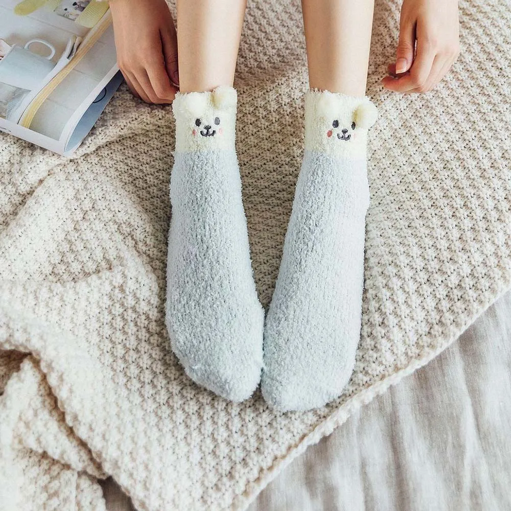 Женские зимние носки с милыми помпонами и вышивкой домашние носки-тапочки из