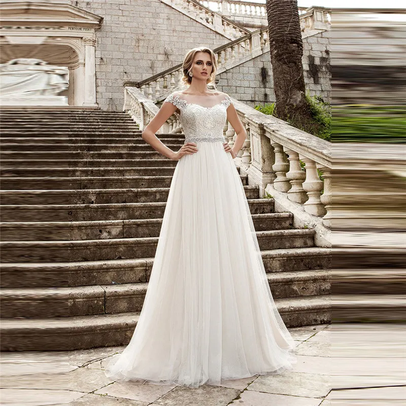 

Женское кружевное платье из тюля, с глубоким круглым вырезом