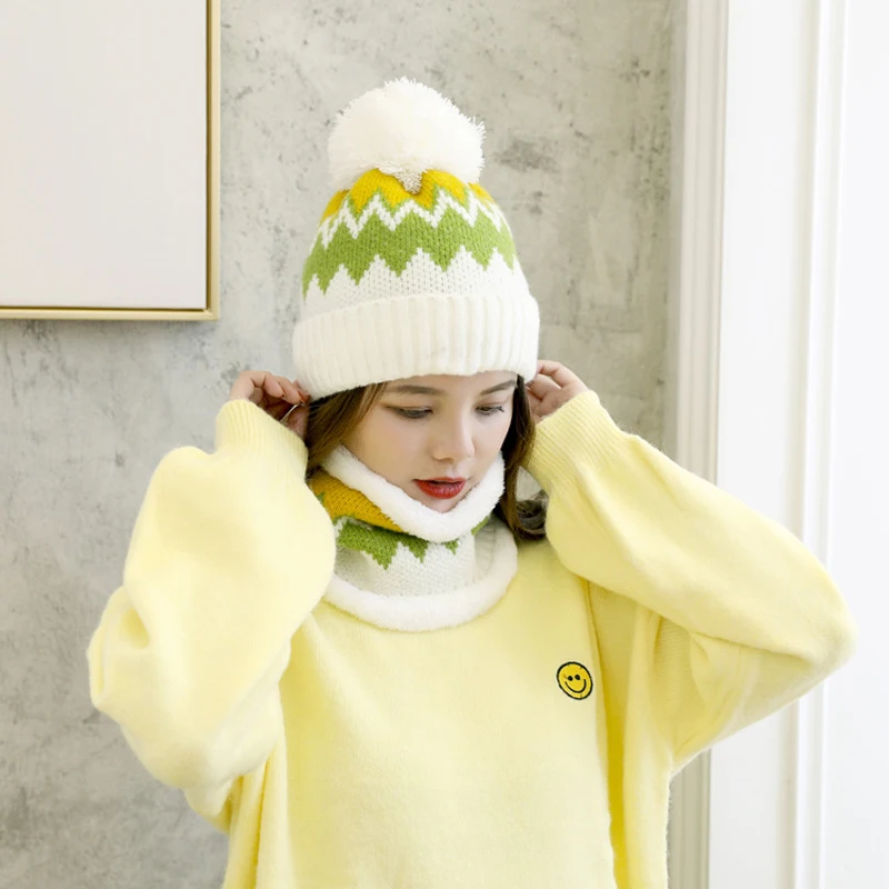 

Autumn Winter Wool Beanie Hat With Faux Fur Pompon Fashion Casual Colorful Striped Soft Cap Outdoor Thick Warm Beanies in Style