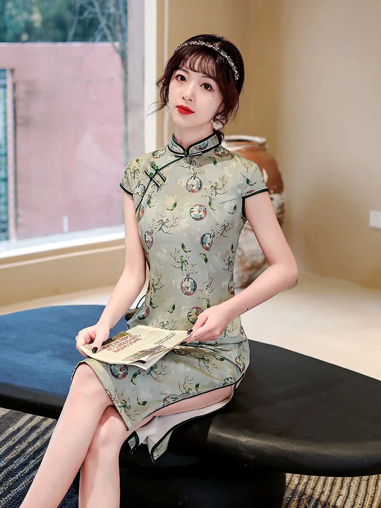 

Chinese Women Short Sleeve Flower Qipao Vintage Mandarin Collar Cheongsam Evening Dress Plus Size