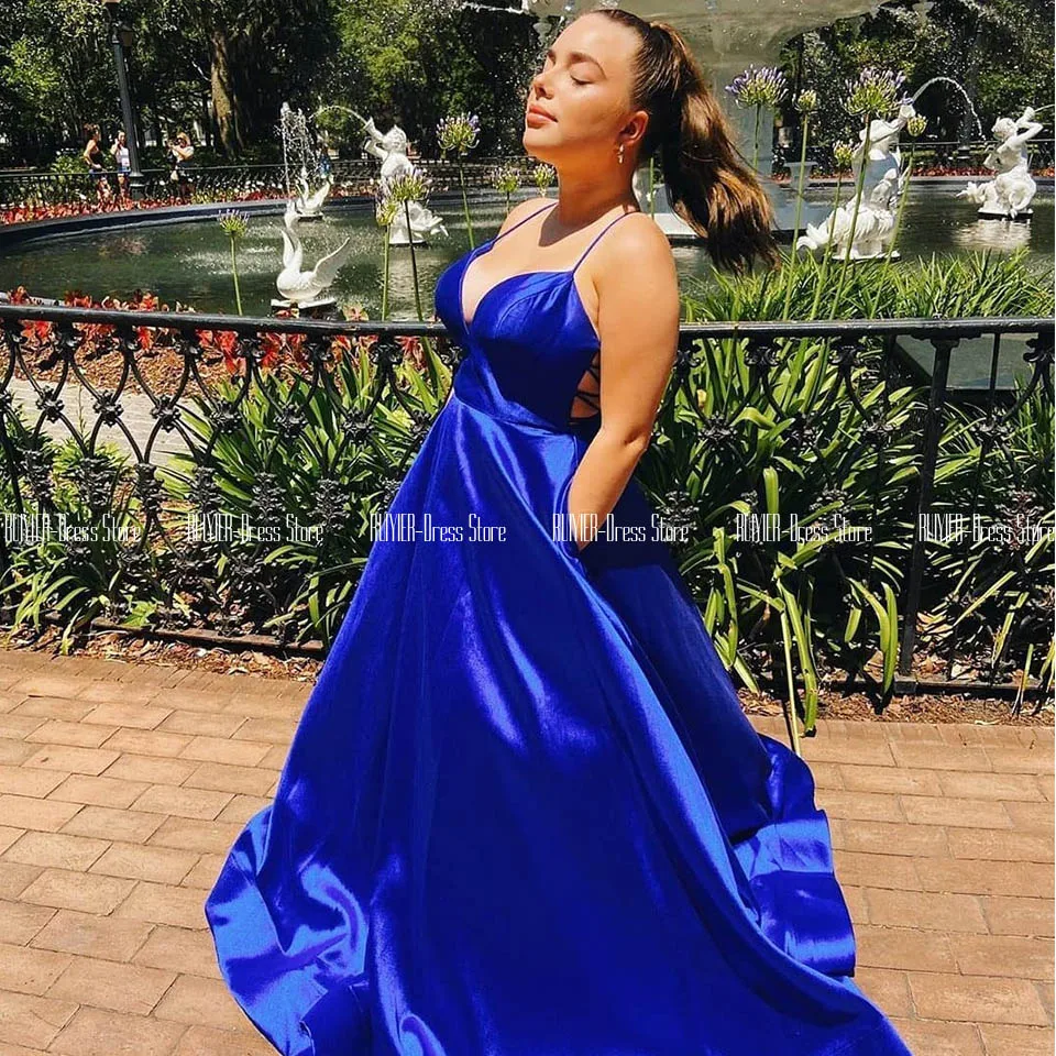 

Royal Blue Prom Dresses With Pockets Lace Up Back Long Evening Dress Party Spaghetti Straps A-line Satin Vestidos De Gala