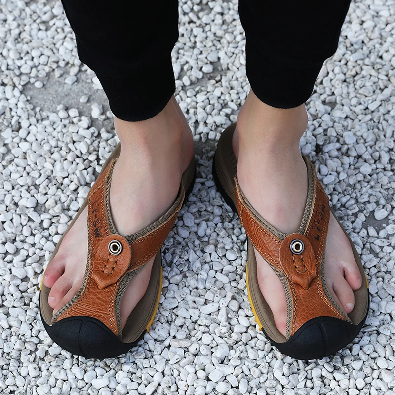 

Flip Flops Genuine Leather Men's Slippers Retro Beach Shoes Breathable Summer Men Flip Flops Classics Casual Shoe