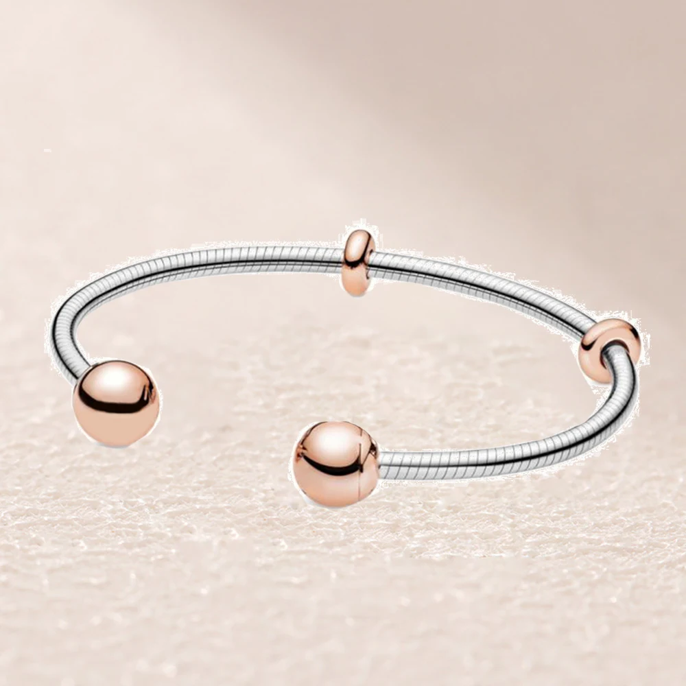 

588291 Rose Moments Snake Chain Style Open Bangle