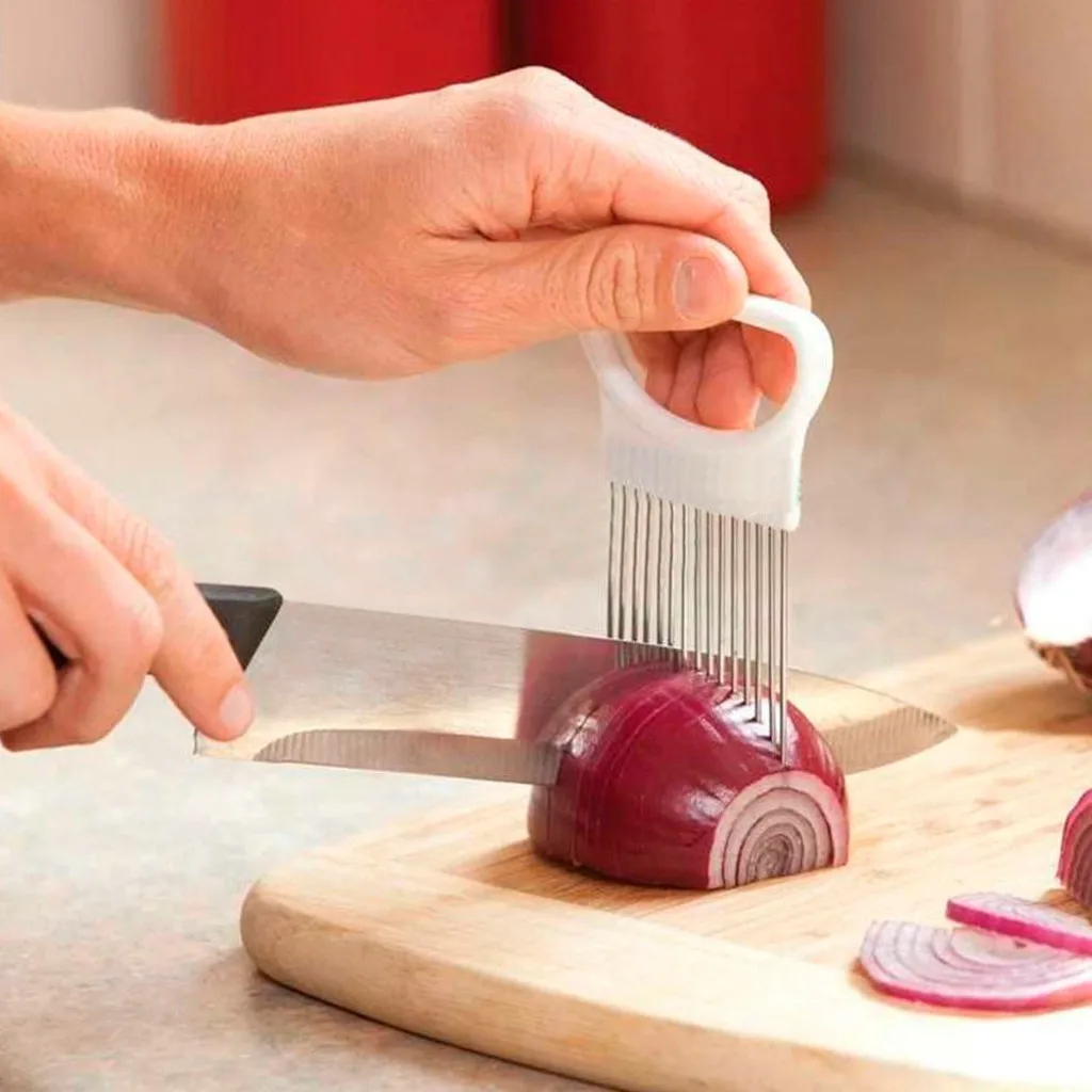 New Good Helper Kitchen tools Slicing Cutter Safe Fork Cozinha Cocina Utensilios Tomato Onion Slicer Cutting Aid Holder