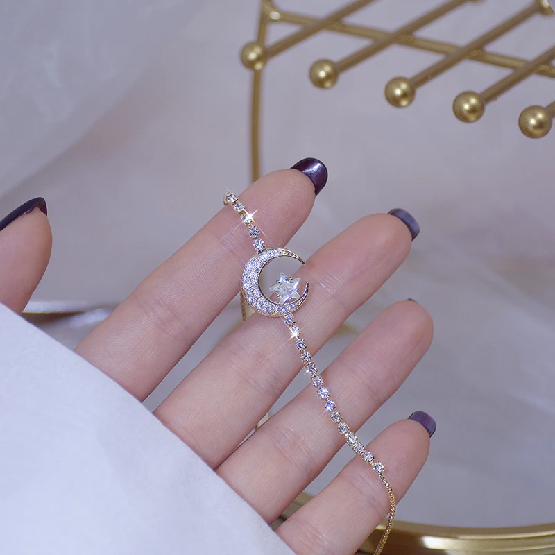 

2020 New Arrive Elegant Delicate Zircon Moon Star Bracelet Bling Micro Inlaid Zirconia Feminia Pulseras Bangles Anniversary Gift