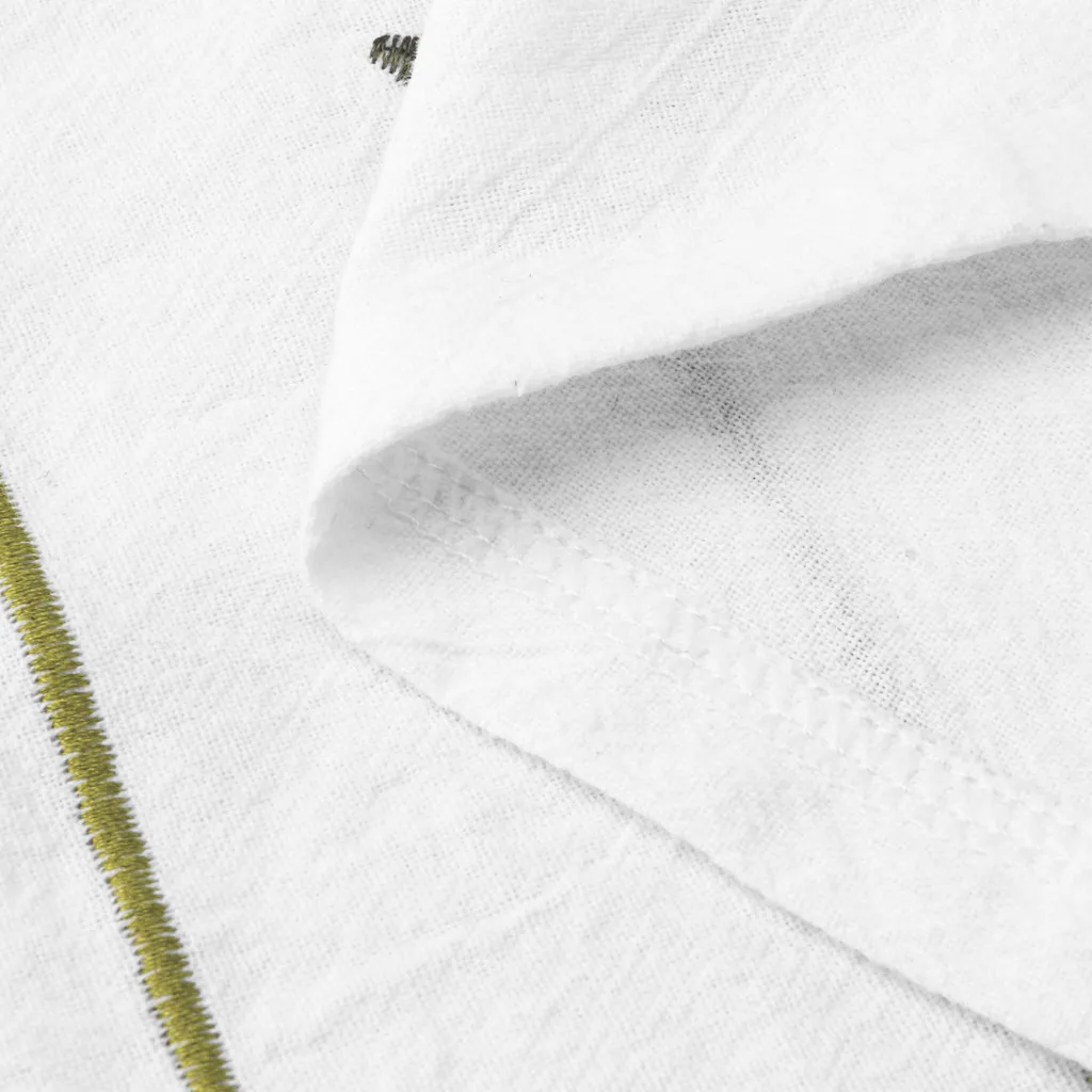 Женское льняное платье с вышивкой повседневное короткое коротким рукавом и