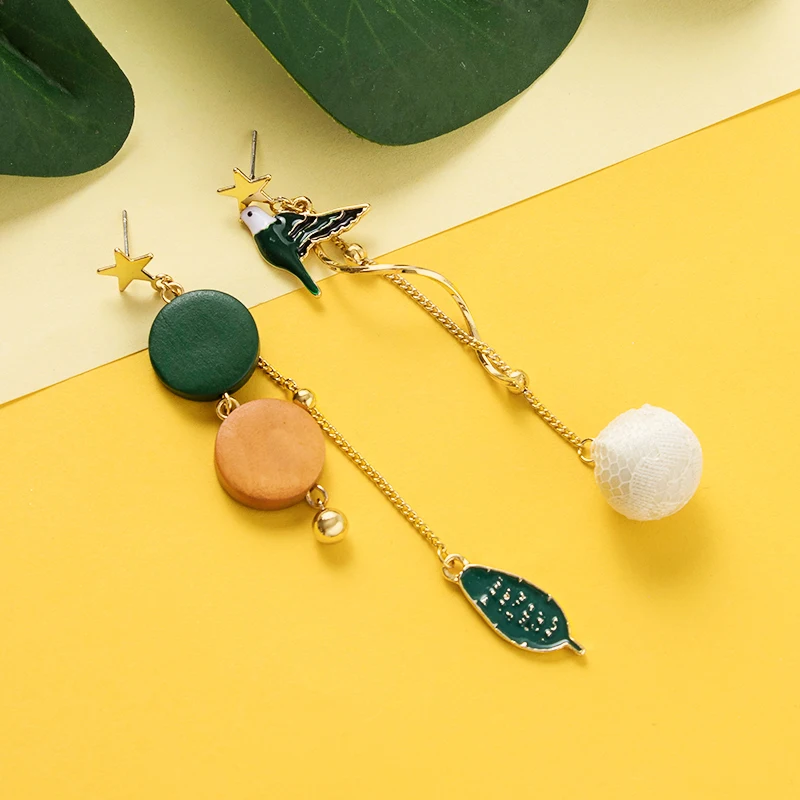 QCOOLJLY оригинальный дизайн корейские висячие серьги с зелеными птицами и