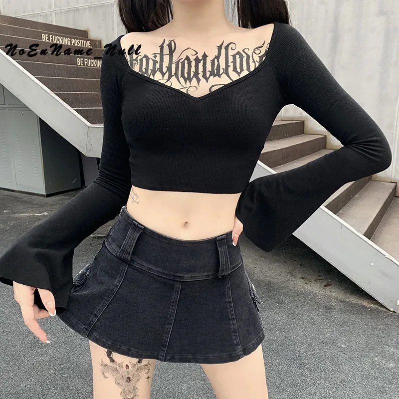 

New Autumn Trumpet Sleeve Sexy Navel Exposed Large V-Neck Long Sleeve T-Shirt For Women Slim Shirt Fashion Stretch Soft Top