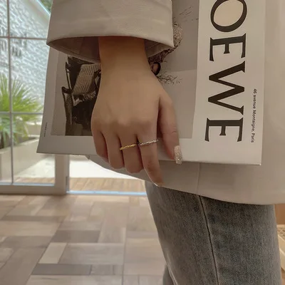 

Simple Geometry Ring For Women Metal Stylish Ring Temperament Ornaments Exquisite Birthday Gift 2021 New Comfortable Style