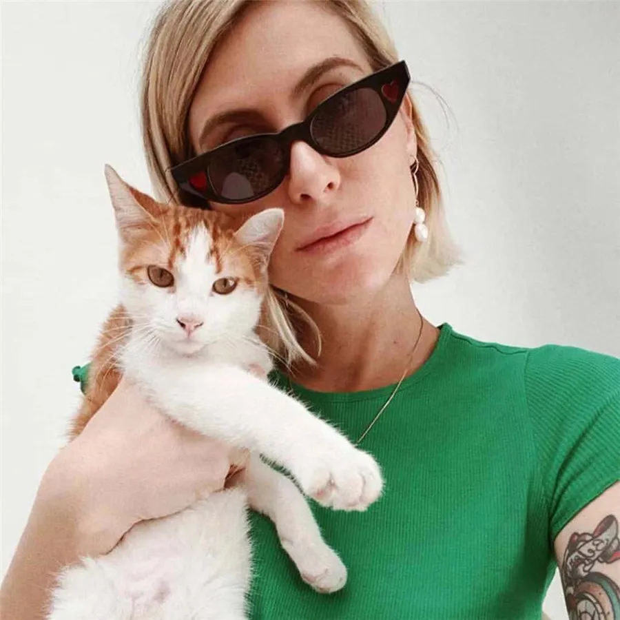 Любовь солнцезащитные очки для мужчин и женщин маленькая оправа сердце Ретро