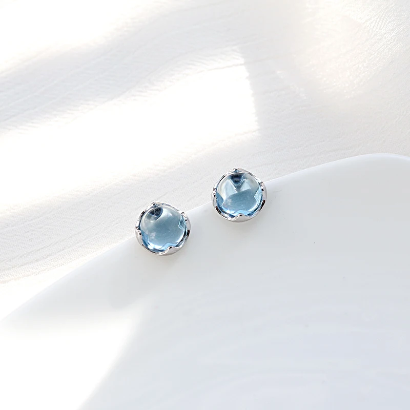 Женские серьги гвоздики с кристаллом Русалочка светильник серебристого цвета