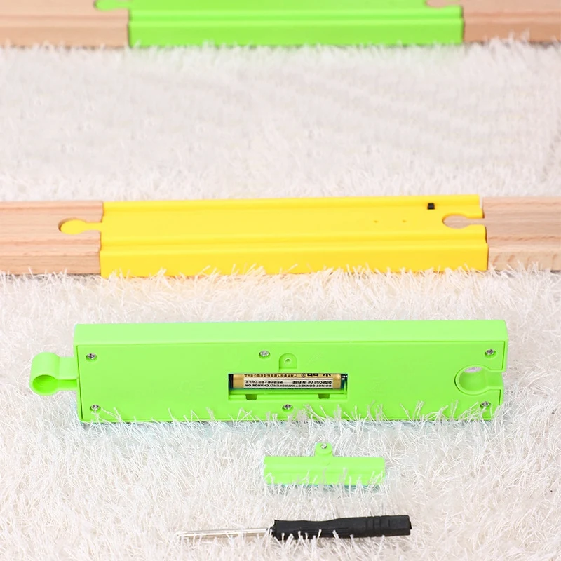

2 Pcs Track Trap Press Simulation Train Sound Track Accessories for Wooden Train Track Railway Toys, Yellow & Green