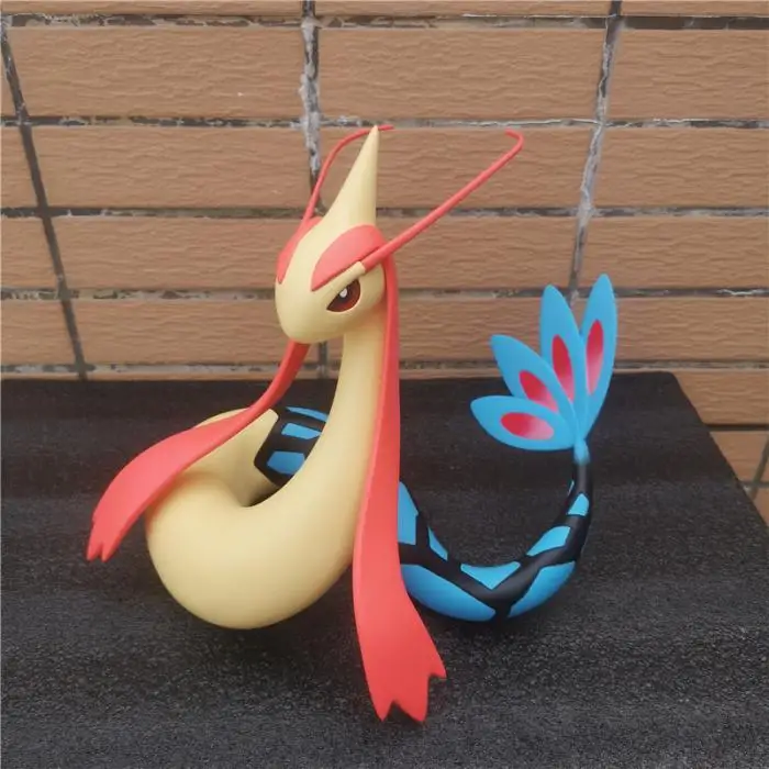 

Pokemon Water Type Milotic GK Series Large-sized Scale 1/10 Action Figure Model Ornament Toys Birthday Gifts