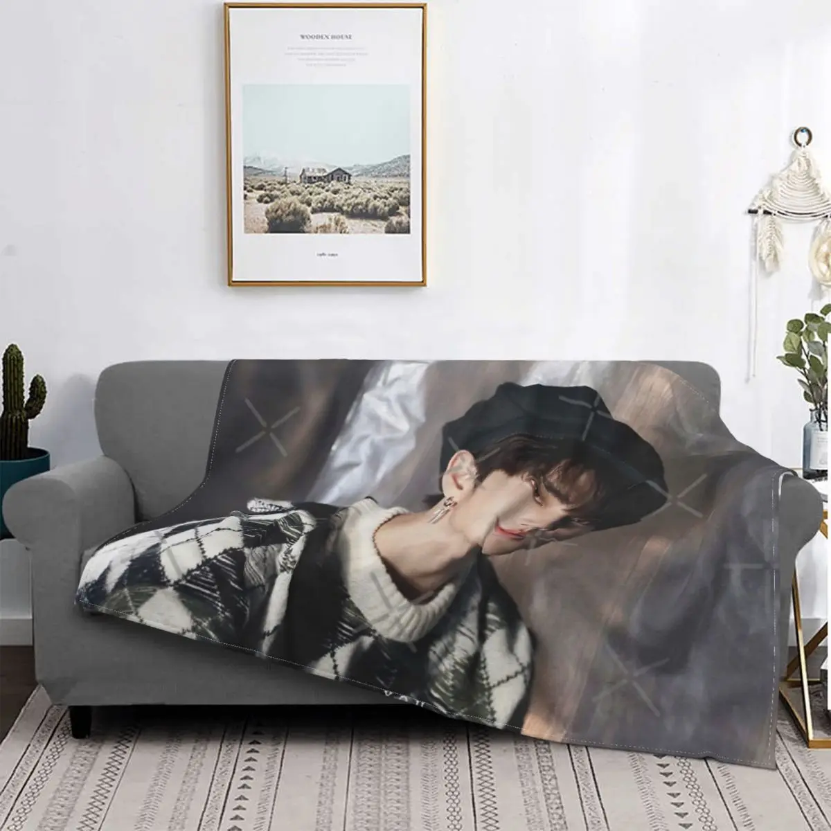 

Han Jisung Astronaut Levanter Logo Blanket Bedspread Bed Plaid Throw Bed Blankets Sofa Blankets Children'S Blanket