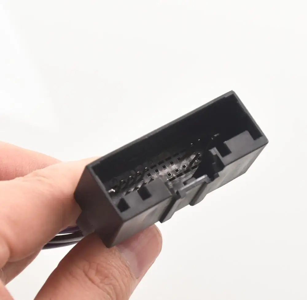 Кабель питания для автомобильного DVD-плеера с гнездовым разъемом Ford Focus 2011 + Fiesta